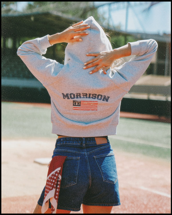  [woman]