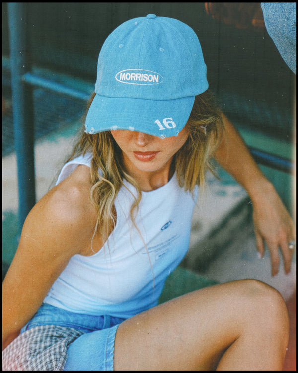 [woman]