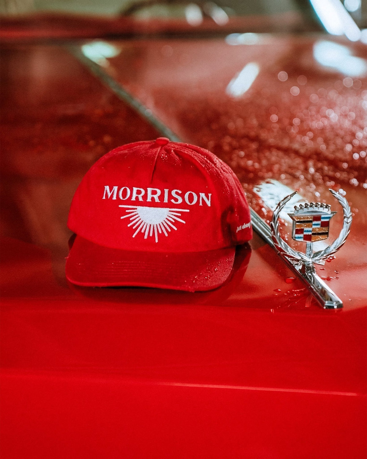 SUNSET RED CAP - CABEZA - Morrison Shoes